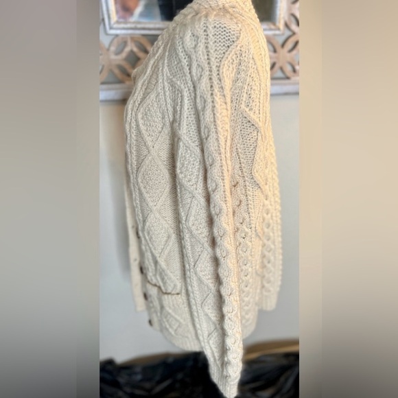 🤩 NEW LISTING! Blarney Woollen Mills Vintage Cream Cable Knit Wool Sweater Sz L - Picture 5 of 11